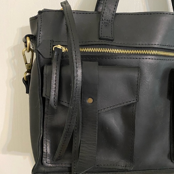 Raven+Lily Farm Favorite Black Distressed Leather Handbag Satchel Shoulder Bag - Picture 2 of 8